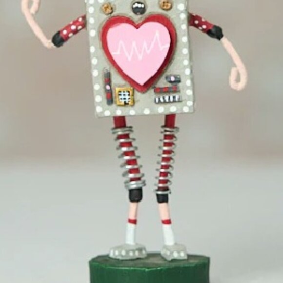 Lori Mitchell "Love Machine:" Valentine's Day Series Collectible figure - Picture 3 of 4